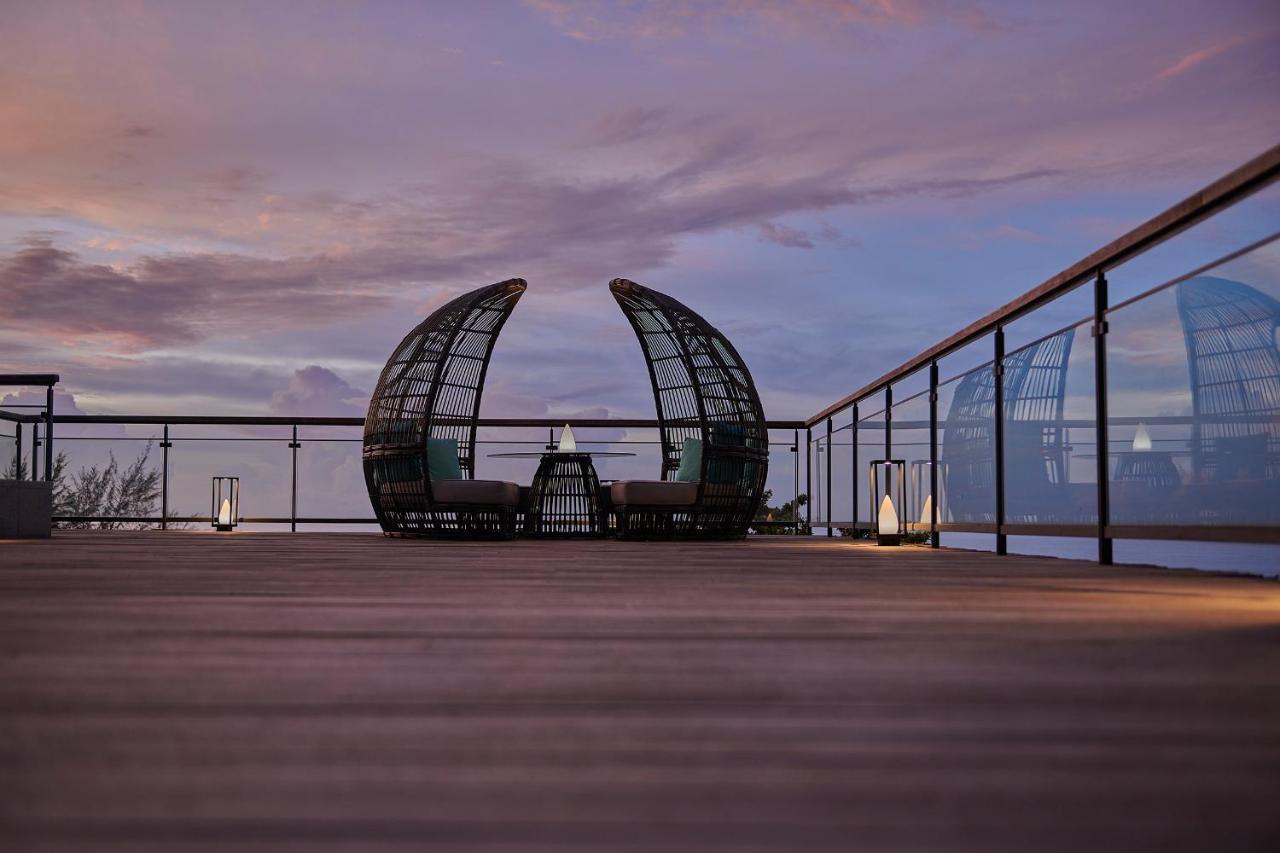 Hotel Angsana Teluk Bahang, Penang Batu Feringgi Exteriér fotografie The Sky Bar